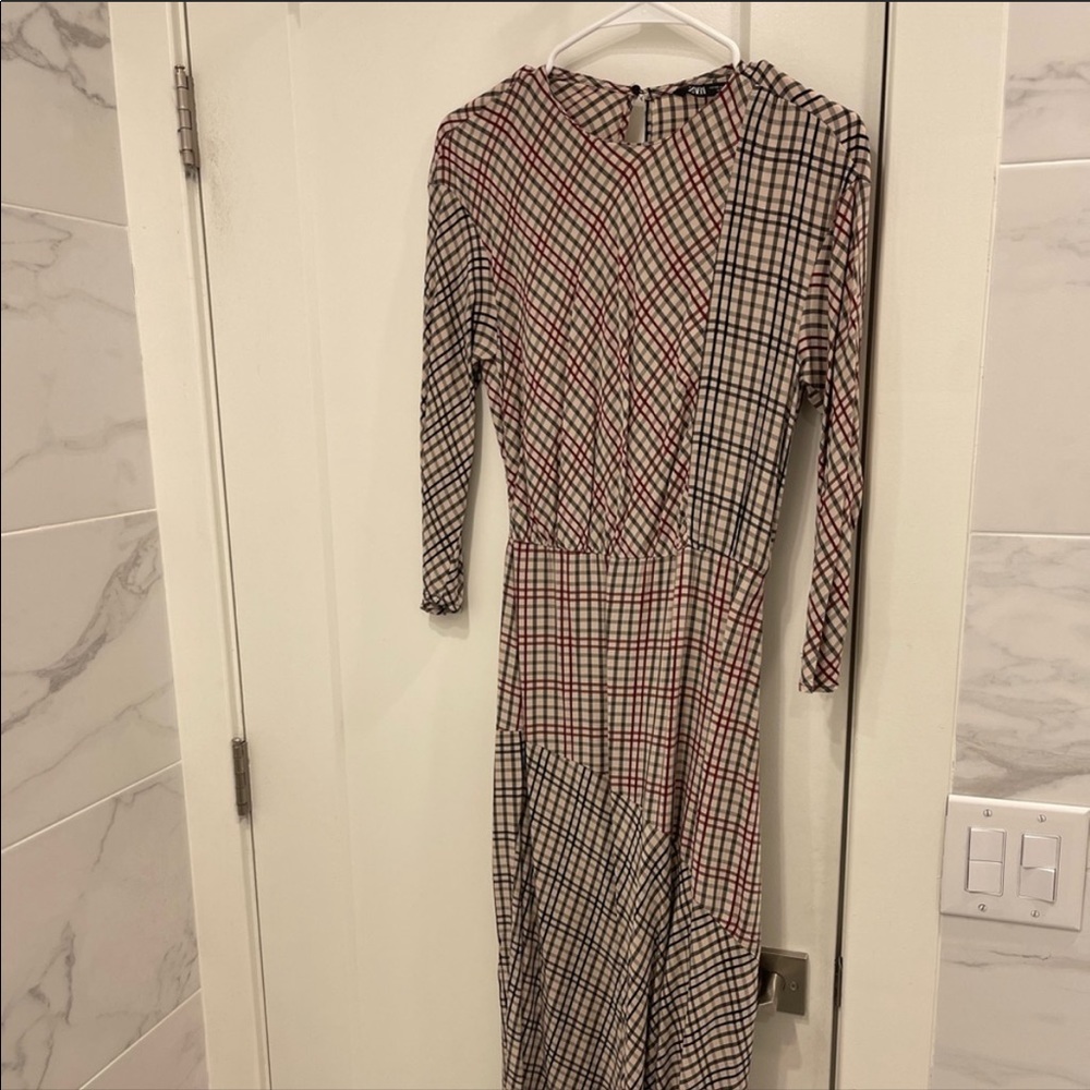NWOT Zara midi dress